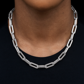 Collar de sujetapapeles en oro blanco de 8 mm