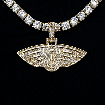New Orleans Pelicans Official NBA Micro Logo Pendant in Yellow Gold