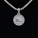 Colgante con el micro logotipo oficial de la NBA de los Philadelphia 76ers en oro blanco
