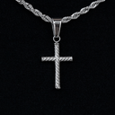 Colgante con Cruz de Cuerda Trenzada Micro en Oro Blanco