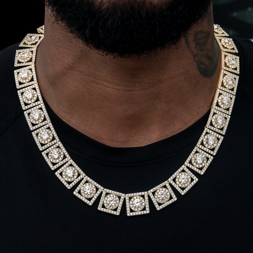 Layered Halo Diamond Link Chain in Yellow Gold