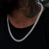 Cadena de eslabones planos de serpiente pavé de diamantes en oro blanco - 4 mm