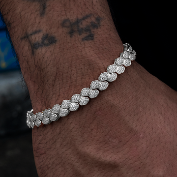 Pulsera de eslabones planos de serpiente con pavé de diamantes en oro blanco - 4 mm
