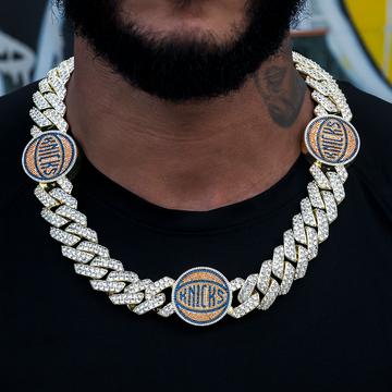New York Knicks Official NBA Diamond Prong Cuban Chain in Yellow Gold- 25mm
