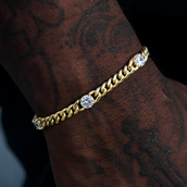 GLD Round Stone Station Cuban Bracelet in Yellow Gold