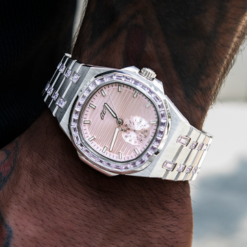 Reloj de pulsera 39MM Visionary Moissanita con banda de piedra rosa helada - Oro blanco