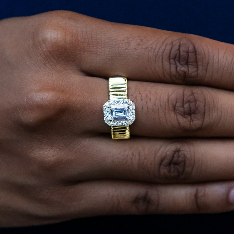 Emerald Textured Ring in Yellow Gold Vermeil