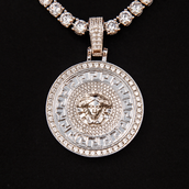 Medusa Pendant in White Gold