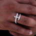 Anillo con espada de diamante en vermeil de oro blanco