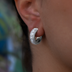 Pendientes de aro multicapa de oro blanco