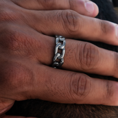 Anillo tipo cubana en negro mate - 7mm