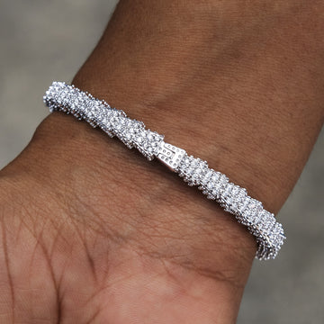 Pulsera de serpiente de diamantes en oro blanco