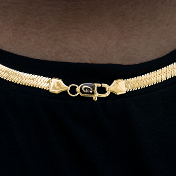 Herringbone Necklace in Yellow Gold- 8mm