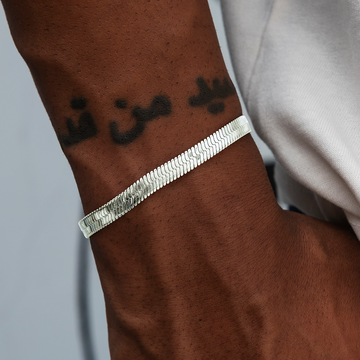 Herringbone Bracelet in White Gold - 8mm