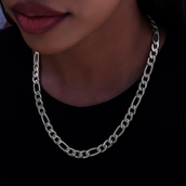 Figaro Necklace in White Gold- 9mm