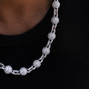 Collar de bola helada de 12 MM en oro blanco