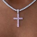 Colgante de cruz de diamante de piedra rosa en oro blanco