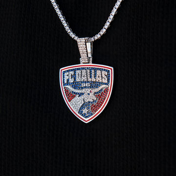 Colgante con el logo oficial de la MLS del FC Dallas en oro blanco