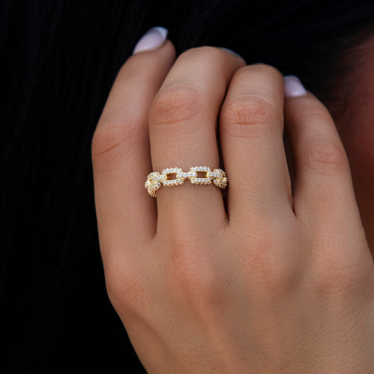 Iced Paper Clip Ring in Yellow Gold Vermeil