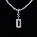 Colgantes de número con clip de micro pavé en oro blanco