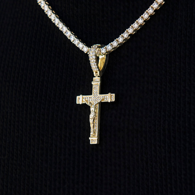 Iced Flat Crucifix Pendant in Yellow Gold