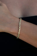 Brazalete abierto de oro amarillo de 3.6MM