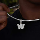 Colgante oficial con el micrologo de los Washington Commanders de la NFL en oro blanco