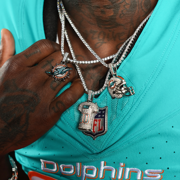 Miami Dolphins Tyreek Hill Jersey Pendant
