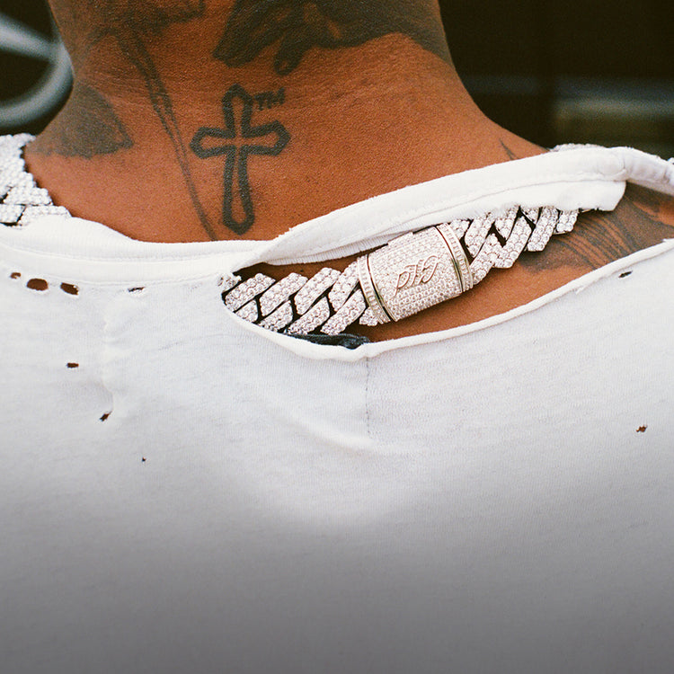 Diamond Prong Link Chain in White Gold - 19mm