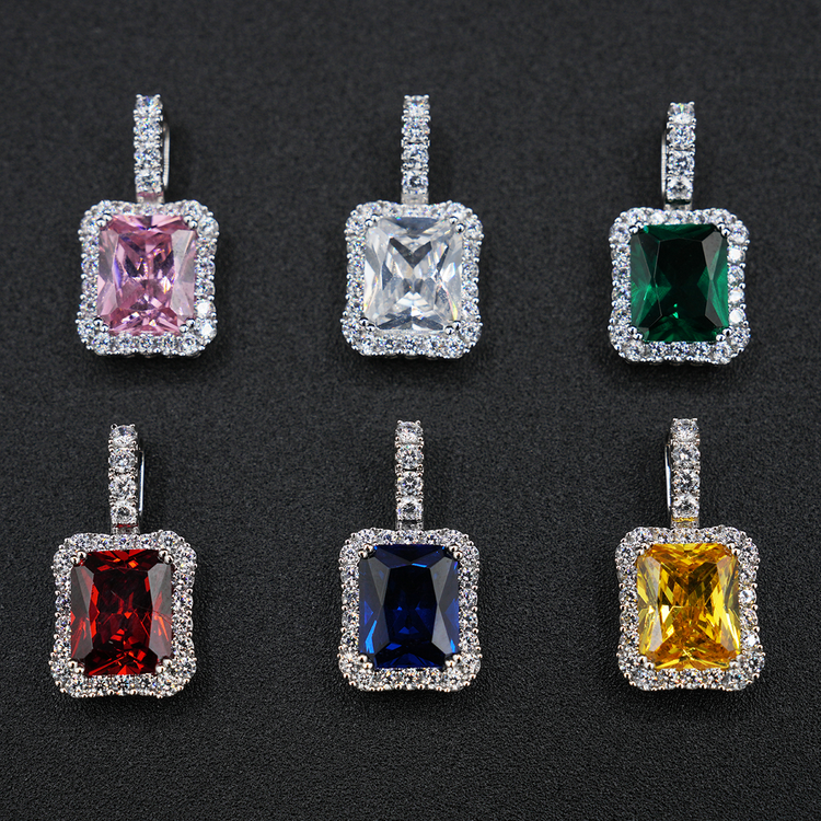 Micro Diamond Stone in White Gold