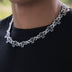 Collar de oro blanco con múltiples cruces de diamantes