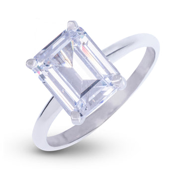 Emerald Single Stone Lab Diamond Engagement Ring in Platinum