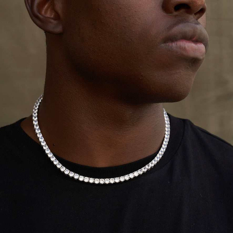 Round Cut Tennis Necklace in White Gold - 5mm | The GLD Shop