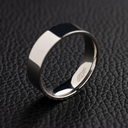 Anillo de banda plana en oro blanco