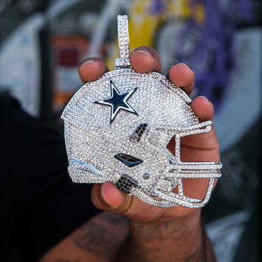 dallas cowboys pandora 14kt gold football helmet charm Exclusive Bead for Bracel Exclusive Charm this 10K Yellow Gold 1 1/4 CZ Dallas Cowboys Helmet Pendant comes with a chain of your choice Denver Broncos Pandora 14kt Gold