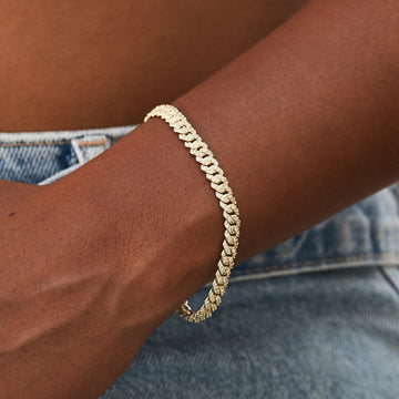 Pulsera Cubana de Micro Diamantes Engastados en Oro Amarillo - 6mm