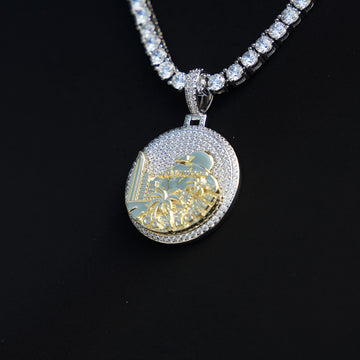 Colgante LA con diamantes en oro blanco