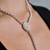 Collar de tipo Lariat oficial de los New York Yankees de la MLB en oro blanco