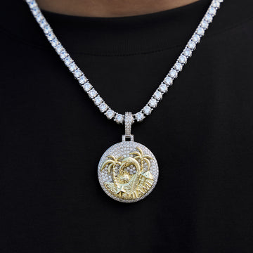Iced Miami Pendant in White Gold