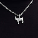 Micro Colgante de Cabra Sencillo en Oro Blanco
