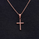 Colgante Cruz de Cuerda Micro Retorcida en Oro Rosa