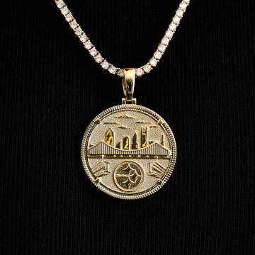 Pittsburgh Steelers Official NFL Coin Pendant in Yellow Gold