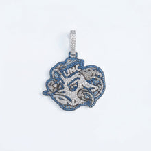 Mascota de los North Carolina Tar Heels en oro blanco