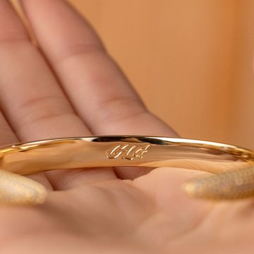 Brazalete abierto con puntas pavé