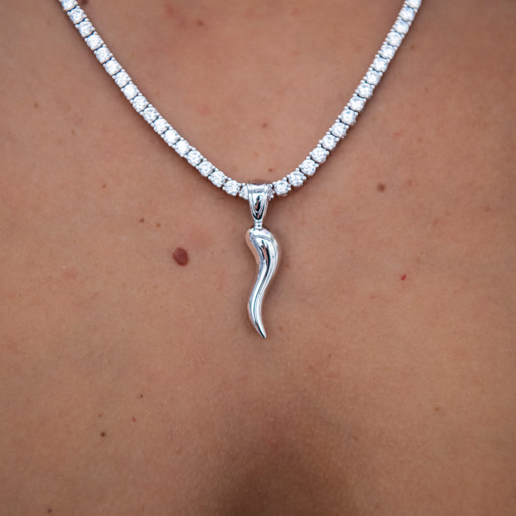 Italian Horn Pendant in White Gold