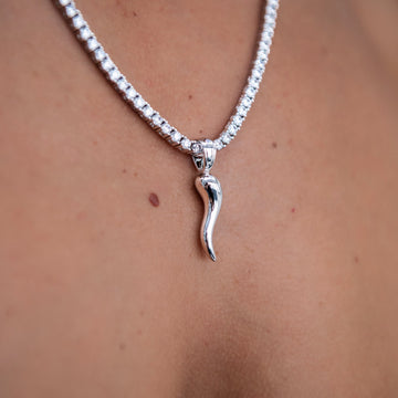 Italian Horn Pendant in White Gold