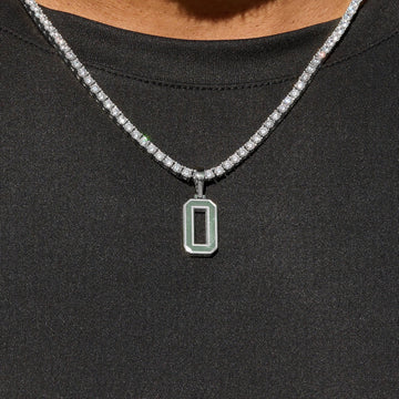 Dije número Micro Block en oro blanco