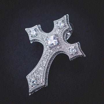 Clustered Diamond Cross