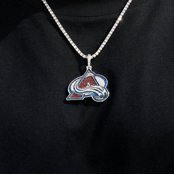 Colgante con el logo oficial de la NHL de los Colorado Avalanche en oro blanco
