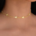 Collar Iced GLD Star con cadena ajustable en oro amarillo
